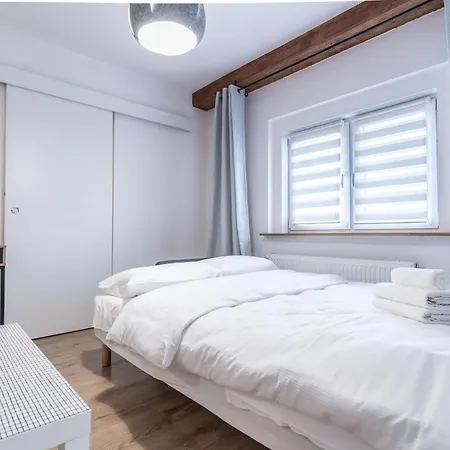 Seventh Heaven Apartment *